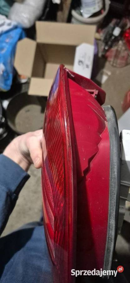 Lampy tył tylne Skoda SuperB 1 komplet Lampy tylne Słupsk