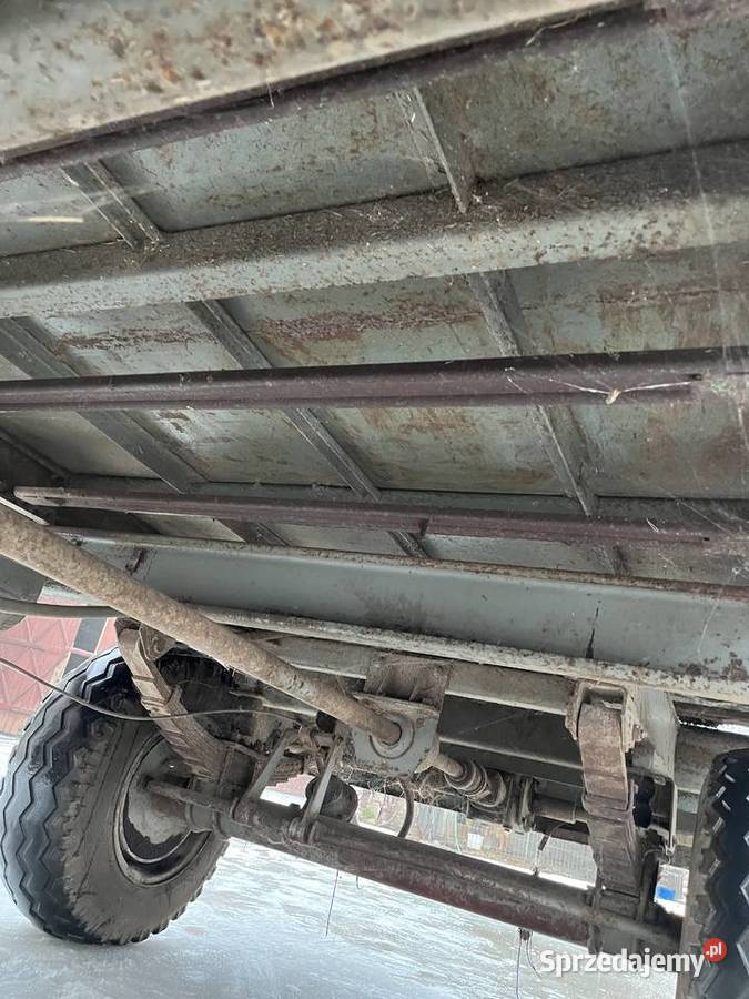 Rozrzutnik dwuosiowy garażowany nieuszkodzony Łowicz