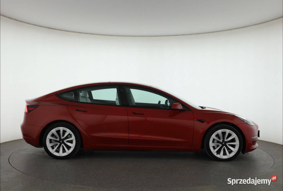 Tesla Model 3 Long Range 4WD 78kWh komputer pokładowy sprzedam
