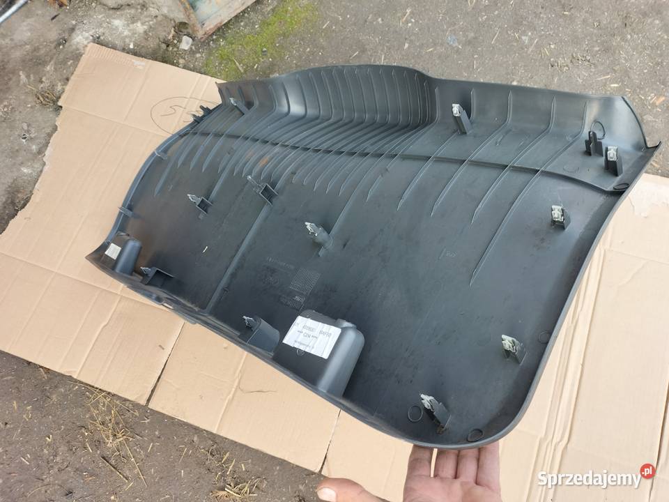 FORD FOCUS C MK1 OSŁONA TYLNEJ KLAPY BAGAŻNIKA Kamień-Kolonia