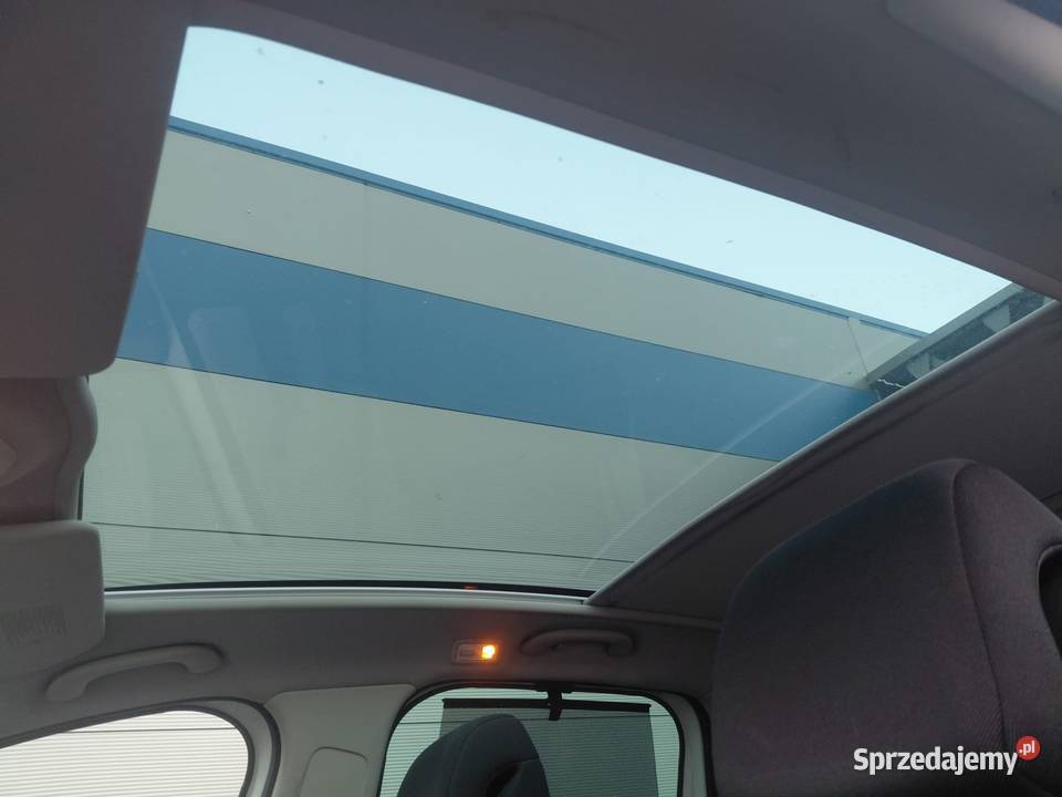 PEUGEOT 3008 16HDi 2011r 112 panorama dach Navi serwisowany w ASO dolnośląskie
