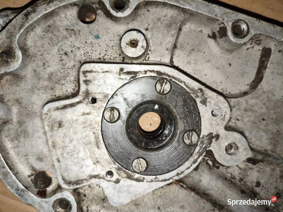 Pokrywa rozrządu plaster M72 Leszno