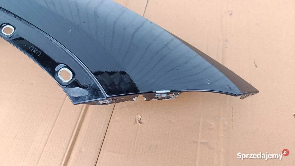 MERCEDES GLA W247 247 BŁOTNIK PRAWY PRZÓD osobowe sprzedam