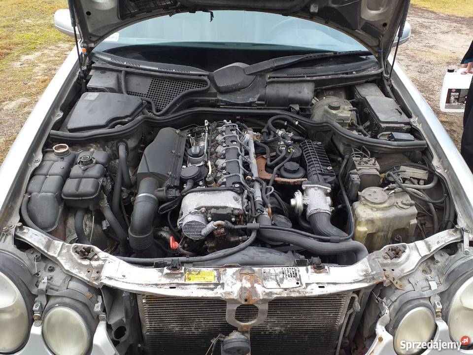 Mercedes w210 27 CDI 2001r CZĘŚCI