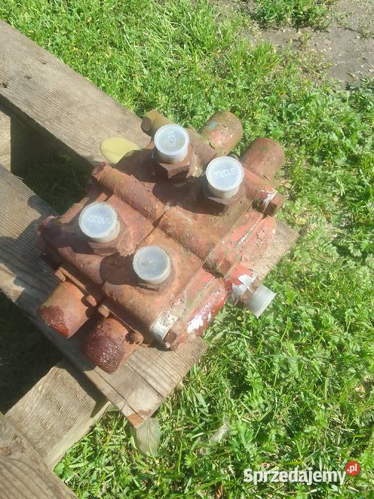 Rozdzielacz 2 sekcyjny cyklop sprzedam Skarszewy sprzedam