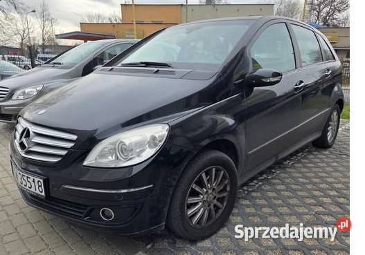 Syndyk sprzeda samochód Mercedes B Szczecin
