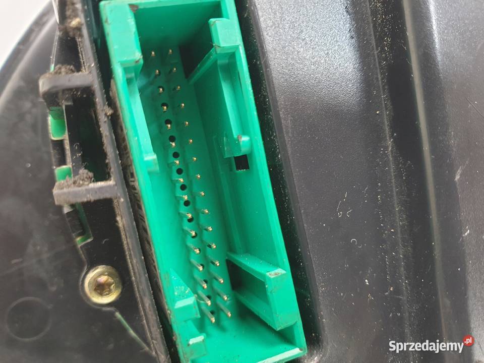 VW Passat B5 FL 23 V5 LICZNIK ZEGARY 3B0920807E