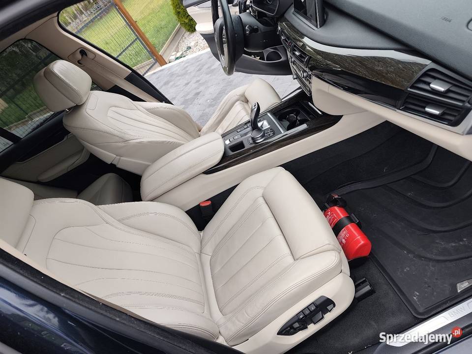 BMW X5 2017 25D xdrive 210000km Zawady