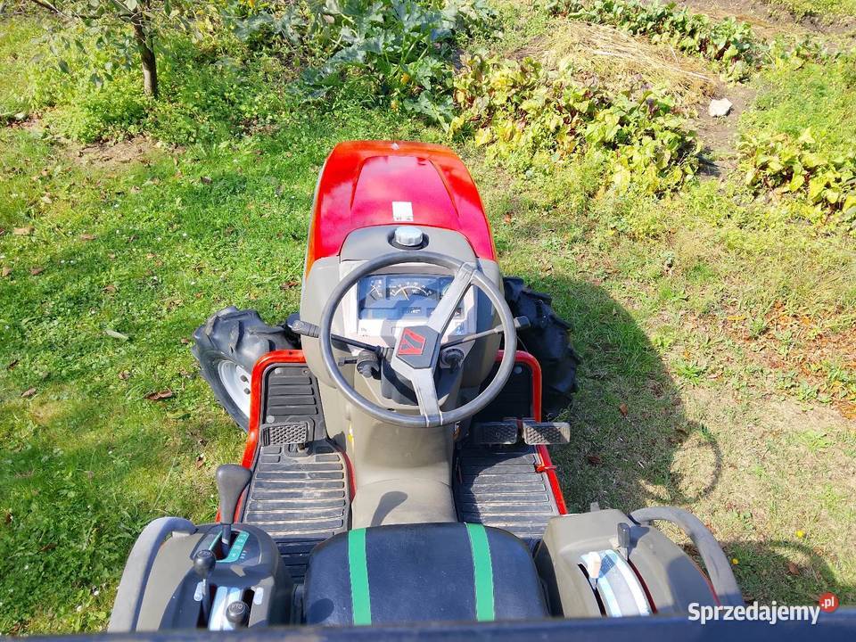 Sprzedam Yanmar 21 z glebogryzarka Bebelno-Kolonia