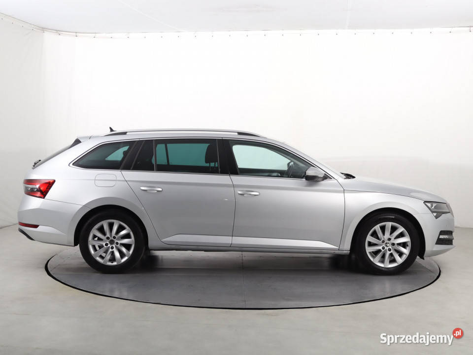 Skoda Superb 15 TSI Katowice