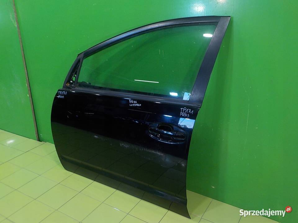 TOYOTA PRIUS II 15 VVTI 08r 5D drzwi lewe przod Suków sprzedam