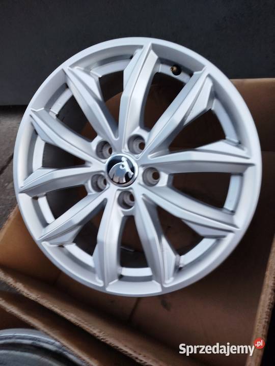 A305 Felgi aluminiowe 70 x 17 5x112 ET 34 Audi Bąków