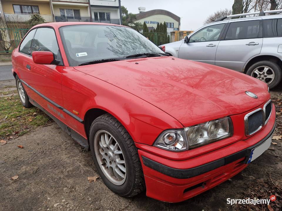 BMW 316i Coupe E36 klasyka motoryzacji Ładny
