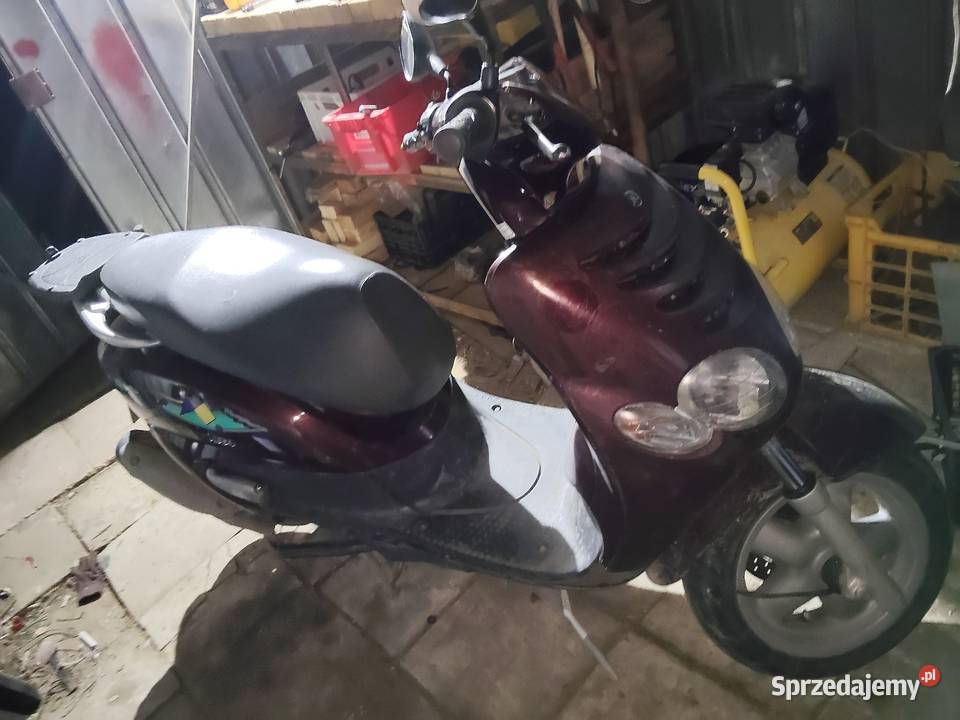 Skuter Yamaha 125 bordowy mazowieckie