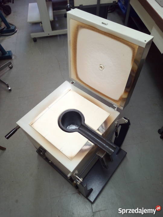 Piec tyglowy firmy Nabertherm Model K213 Poznań