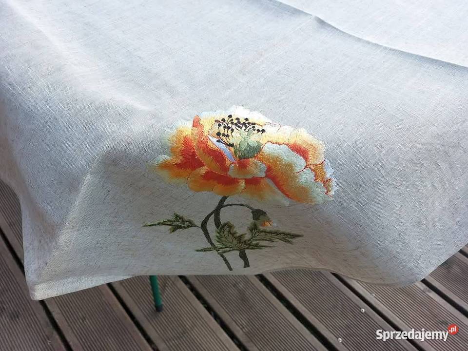 Obrus z haftem maki 85x85 Alwernia sprzedam