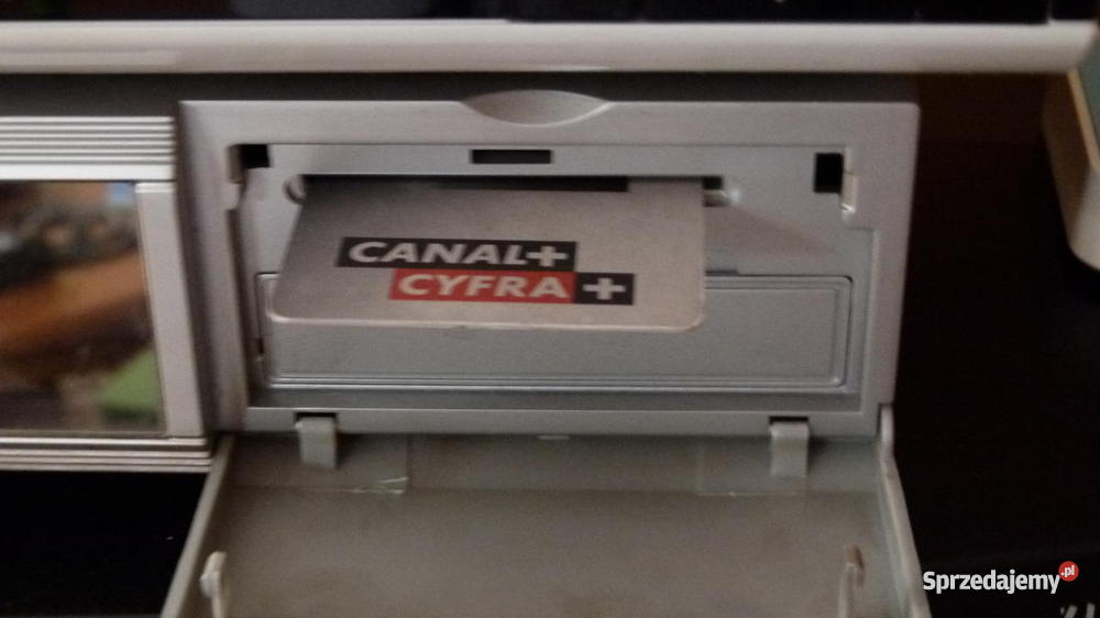 cyfrowy tuner satelitarny