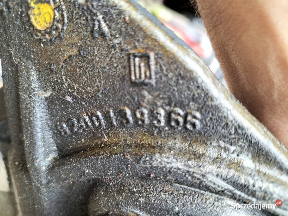 Wspornik Łapa Silnika Pompa Wtryskowa Renault Kamień-Kolonia