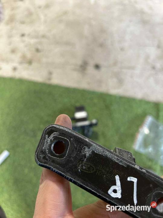 Zawias zawiasy drzwi Mercedes Benz GLC X253 W253 łódzkie Wierzchy Kluckie