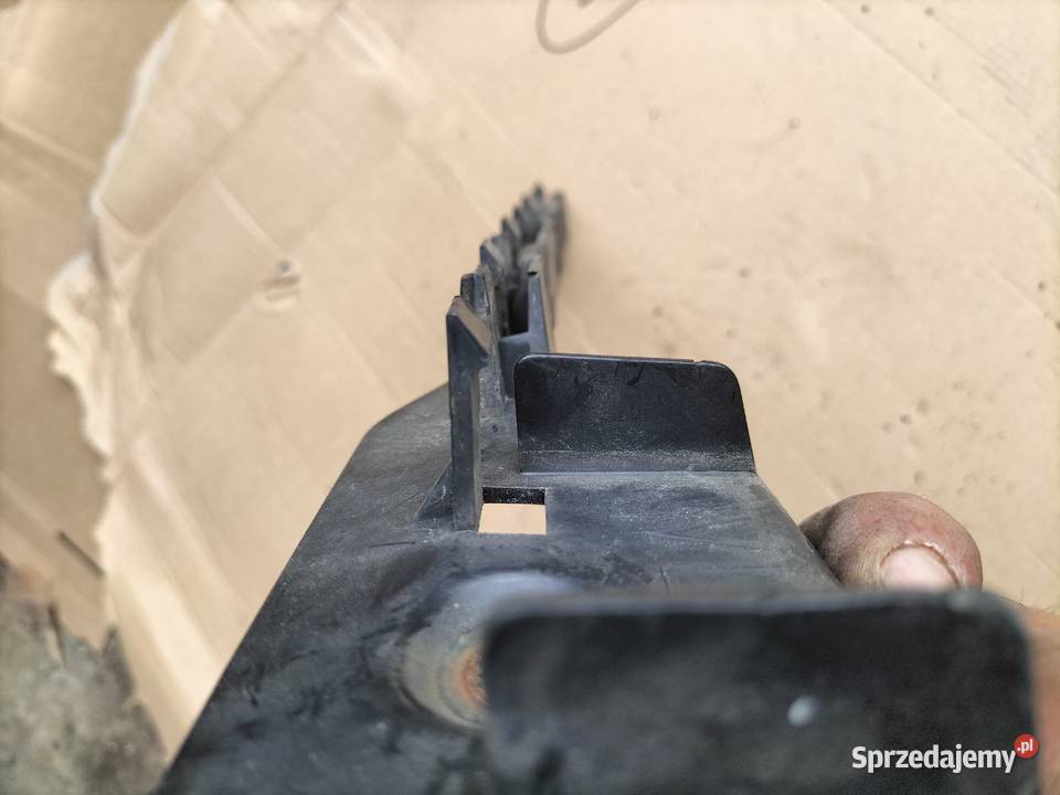 BMW 1 E87 7184355 ŚLIZG MOCOWANIE PROGU LEWE Kamień-Kolonia sprzedam