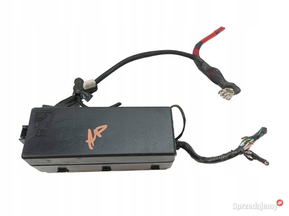 SKRZYNKA BEZPIECZNIKÓW 68384032AE 57 B 378 Dodge Rok produkcji 2019 świętokrzyskie sprzedam