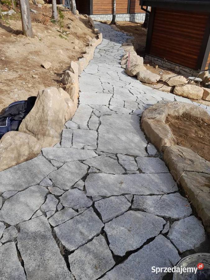 Płyty granitowe nieregularne płomieniowane Szklarska Poręba