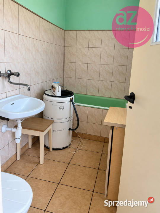 DOM W ZABUDOWIE BLIŹNIACZEJ BICZYCE DOLNE gazowe
