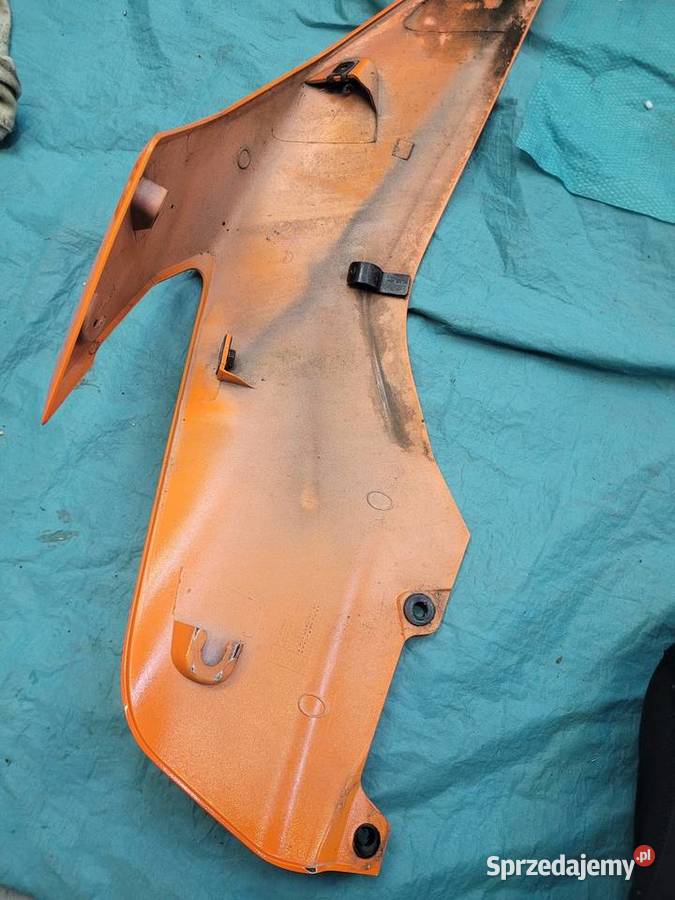 Ktm 125 duke 17 owiewka bok osłona lewa prawa Nowy Tomyśl