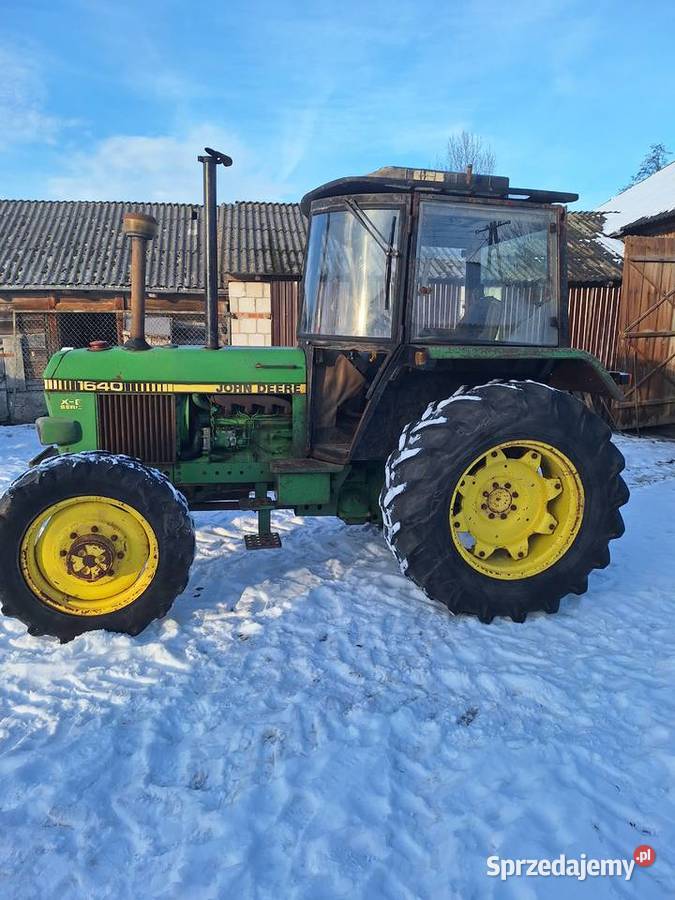 John Deere 1640 z napedem na 4