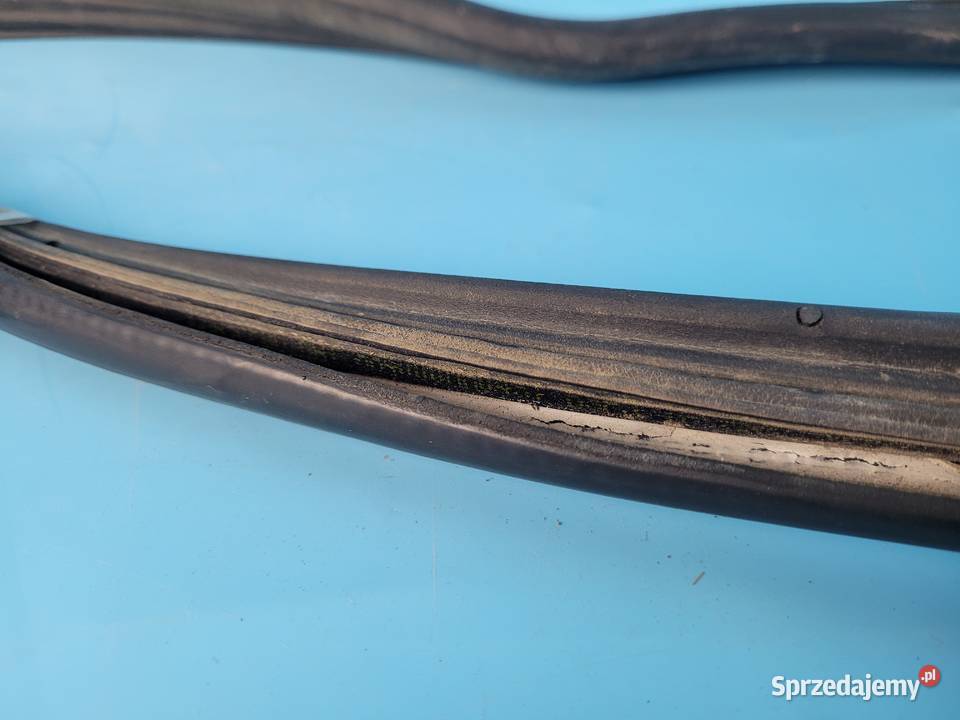 CASE IH PUMA 145 12r USZCZELKA SZYBY DRZWI Do ciągników Kolno