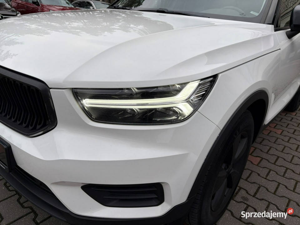 Volvo XC 40 T3 163 Automat Kamera CarPlay mazowieckie Lipówki