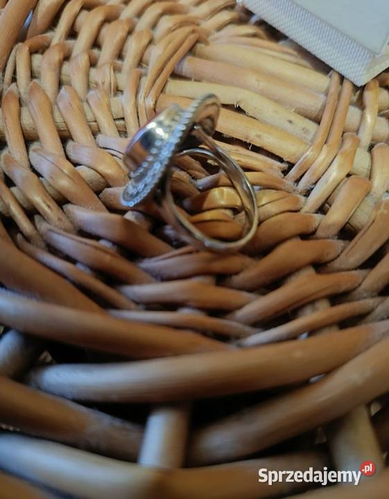 Pierścionek srebrny z rubinem indyjskim zachodniopomorskie Koszalin