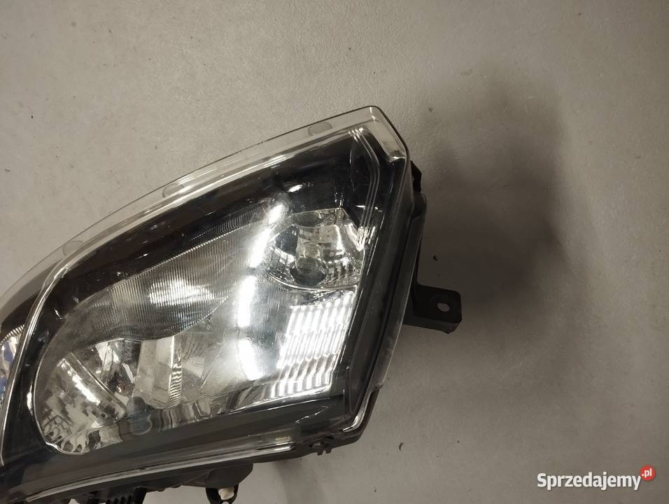 Reflektor lampa lewy przód Dacia Sandero II lewe Łask sprzedam
