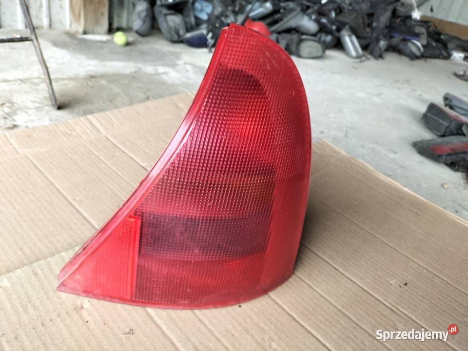 Renault Clio II 2 LAMPA TYŁ TYLNA PRAWA Motoryzacja lubelskie Kamień-Kolonia