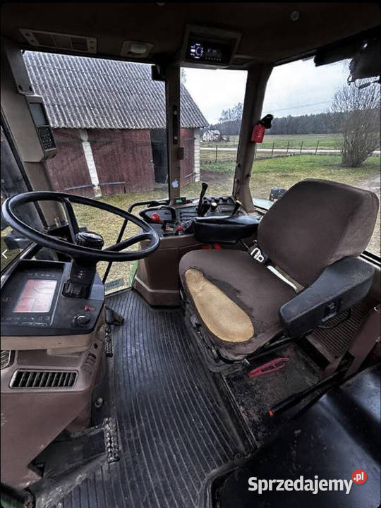Ciągnik John Deere 7600