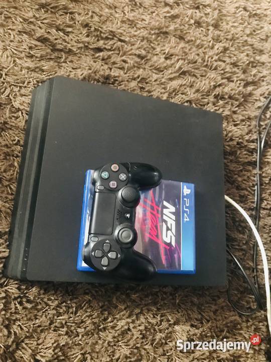 PlayStation 4 pro 1tb Kaczki