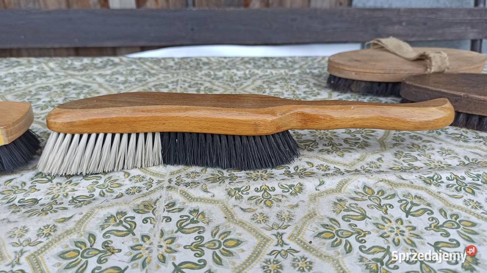 Stare szczotki kartacz do brody ubrań Wieluń
