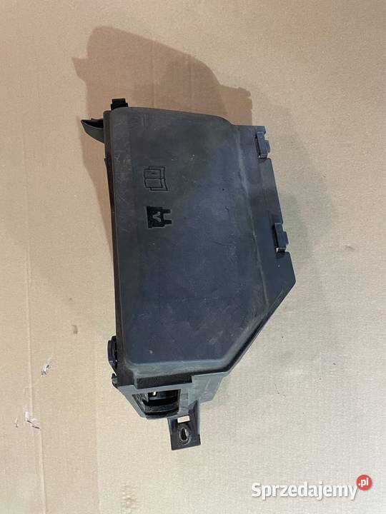 6G9T14A067 obudowa skrzynki bezpieczników ford Części samochodowe Szczecin