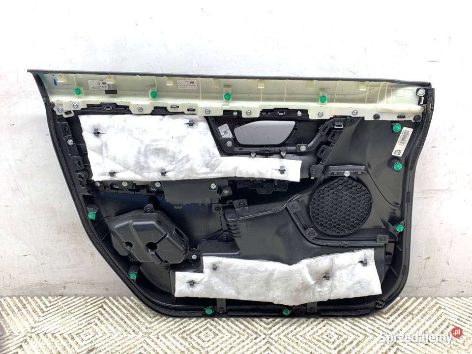 BOCZEK DRZWI PRAWY PRZÓD HONDA CRV V SUV