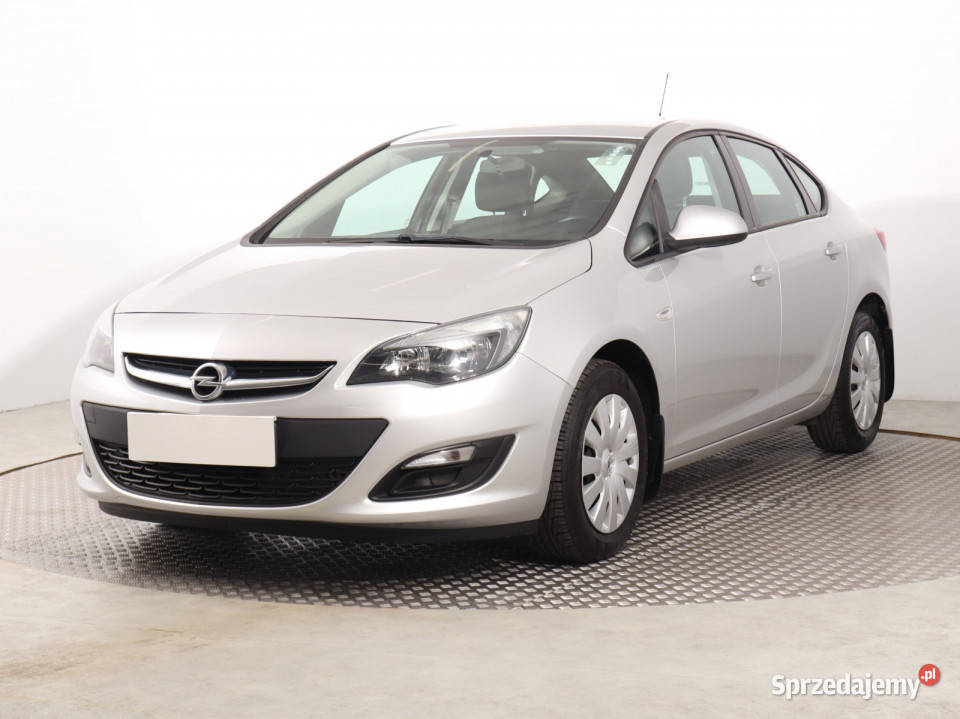 Opel Astra 16 16V Rok produkcji 2015 śląskie