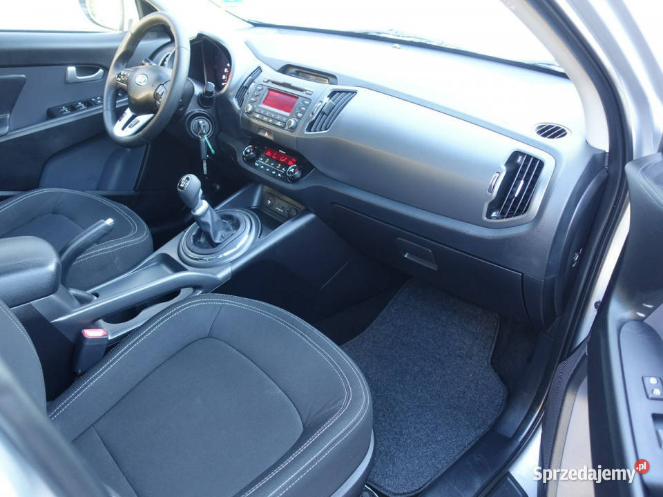 Kia Sportage 16i Klimatronik Ledy Alu Panorama Rok produkcji 2012 Częstochowa