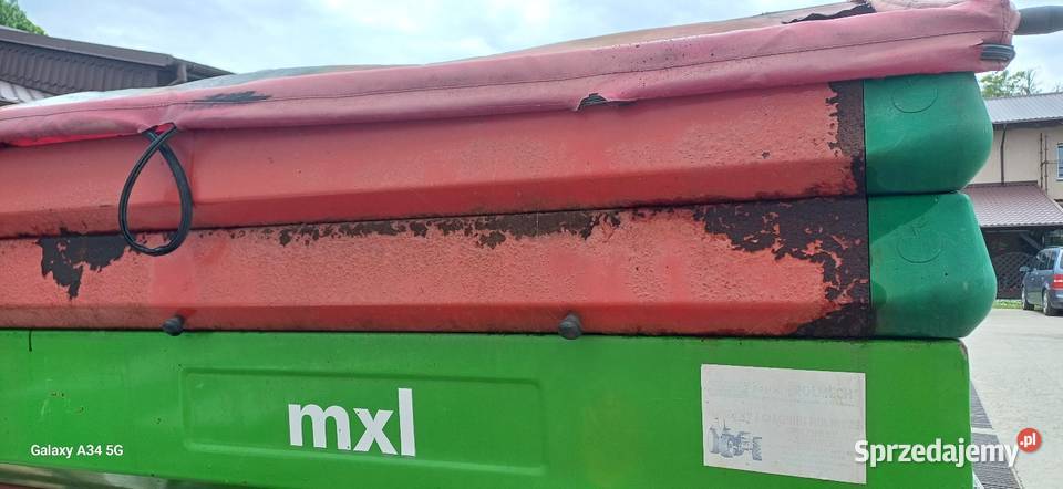 Rozsiewacz nawozów unia MXL 1600l Pszczółki