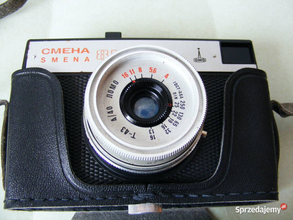 Aparat fotograficzny Smena 8M z futerałem Pozostałe dolnośląskie Oborniki Śląskie