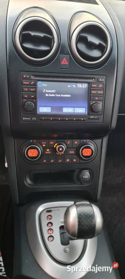 Nissan Qashqai 20 dci Tekna 4x4 Aut nieuszkodzony Łask