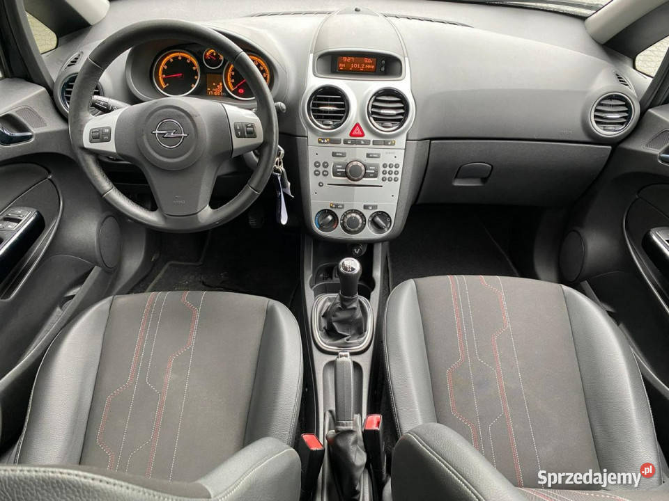 Opel Corsa podgrz kier fot półskóra klimatyzacja
