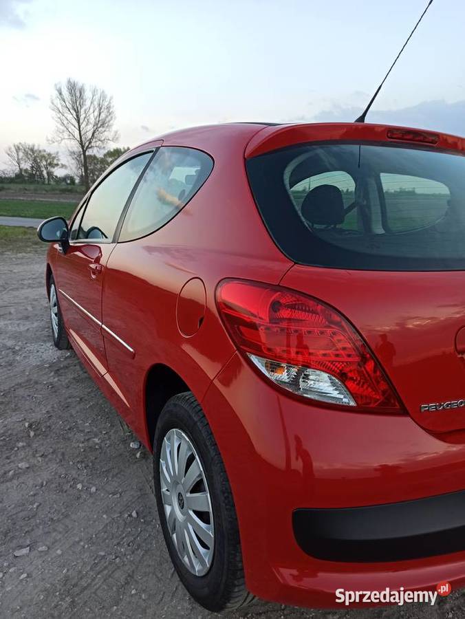 Peugeot 207 2011 benzyna Lubraniec
