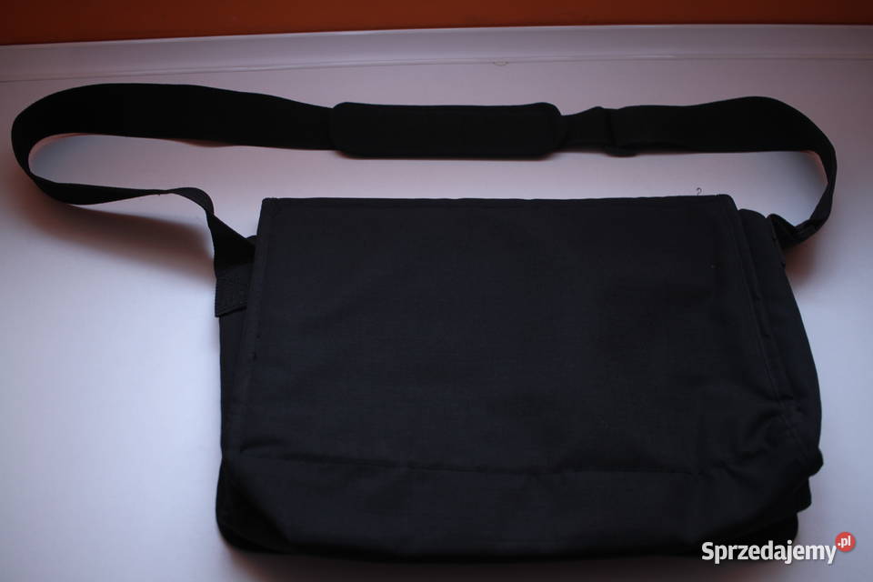 Czarna torba na ramię IKEA laptop pokrowiec Toruń