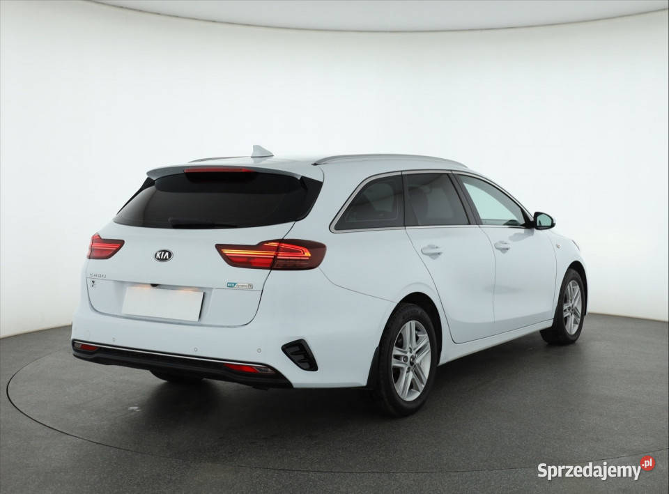 Kia Ceed 16 CRDi MHEV Cee'd