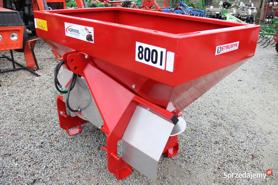 Rozsiewacz do nawozu dwutarczowy nowy model Rogóźno