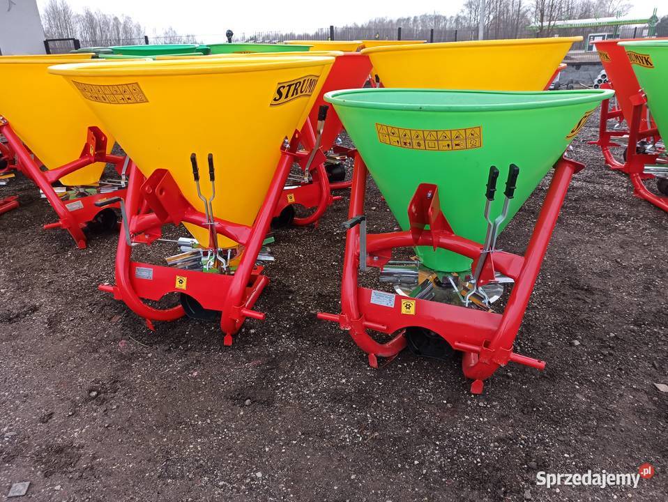 300 litrów Rozsiewacz do nawozów STRUMYK Lejek Brzeziny